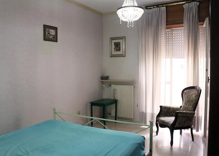 Laurentis - Stanze Eur Guest house Rome