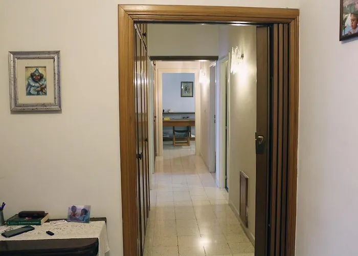 Laurentis - Stanze Eur Guest house *